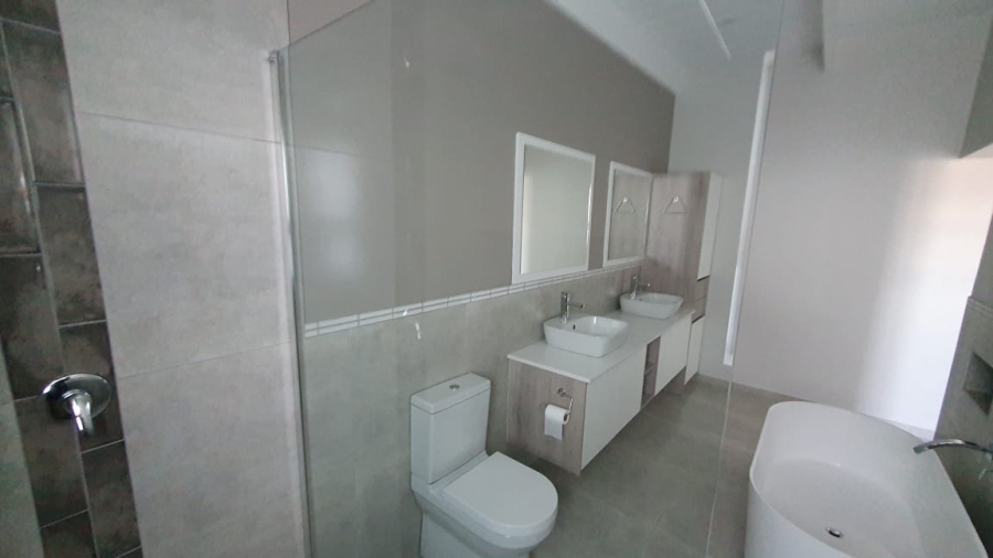 3 Bedroom Property for Sale in Lampiesbaai Western Cape